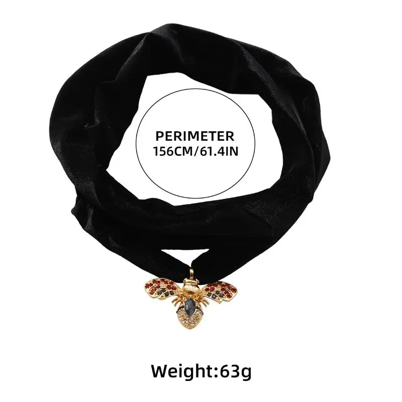 Buggy- the Insect Pendant Velvet Ribbon Necklace