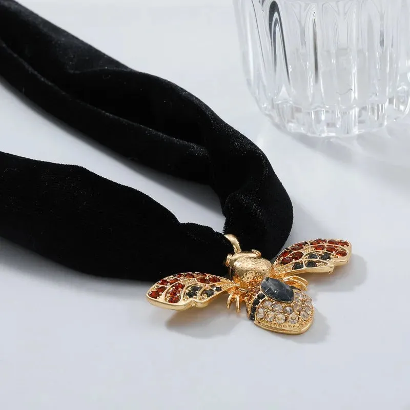 Buggy- the Insect Pendant Velvet Ribbon Necklace