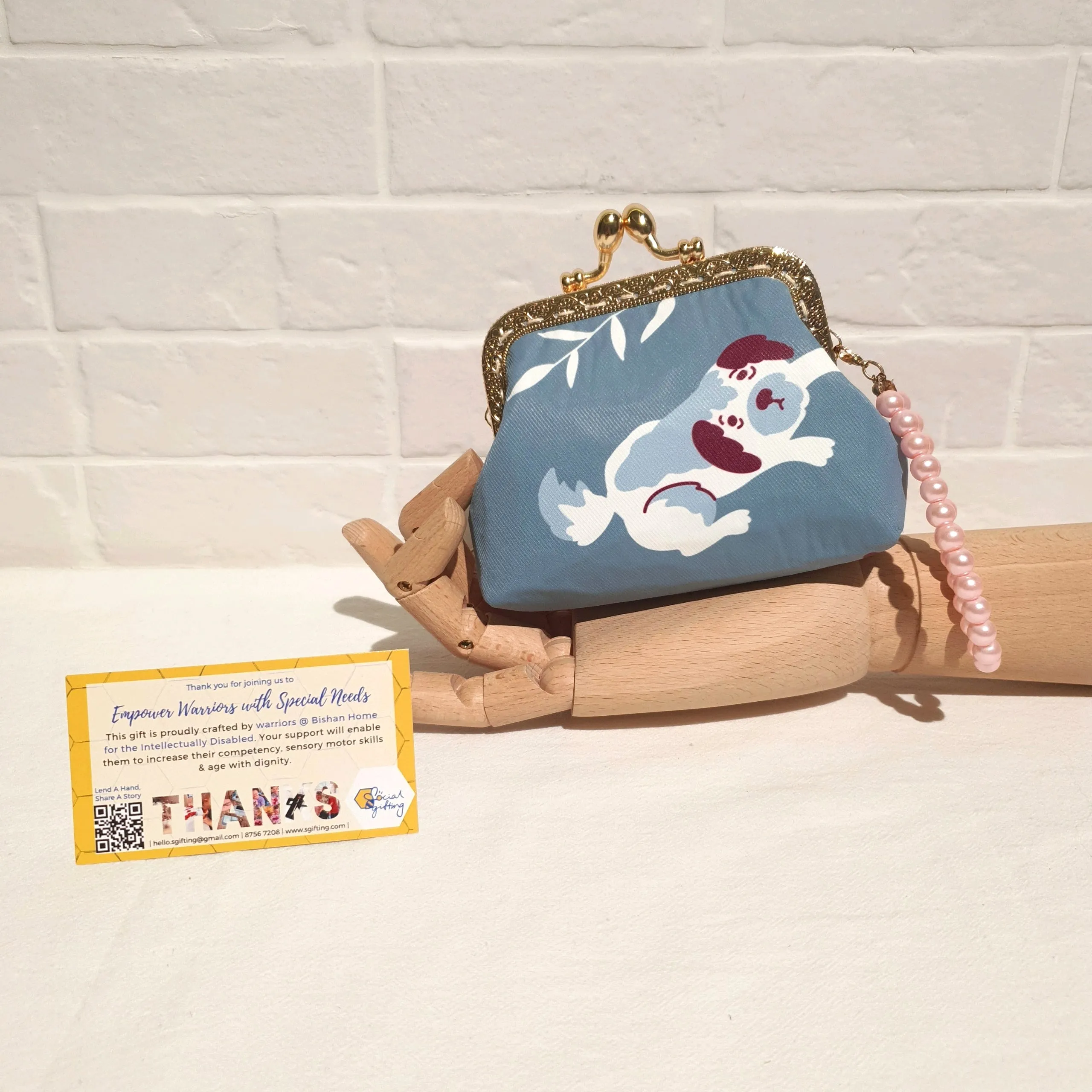 Clasp Pouch with Pearl Charm