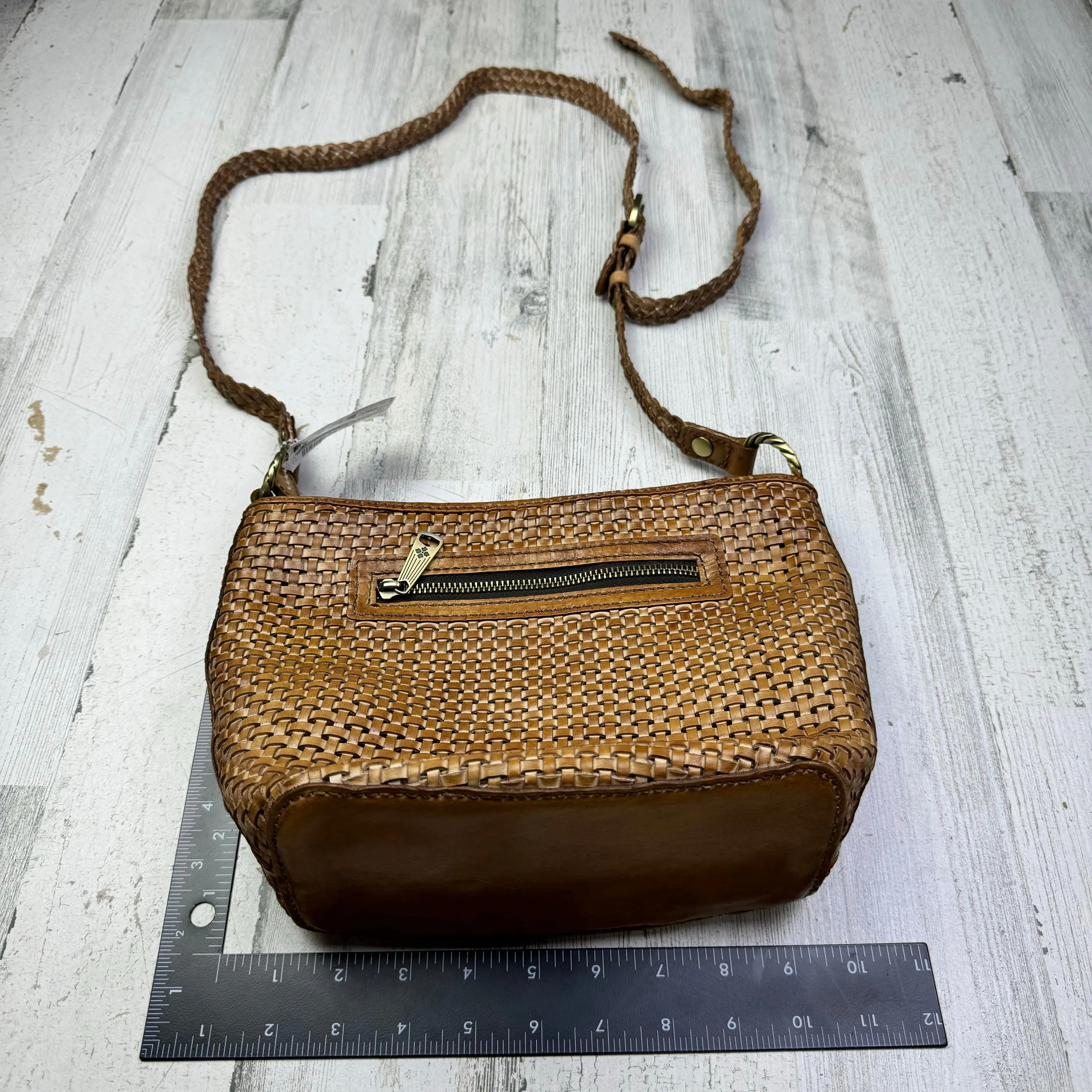 Crossbody Designer Patricia Nash, Size Small