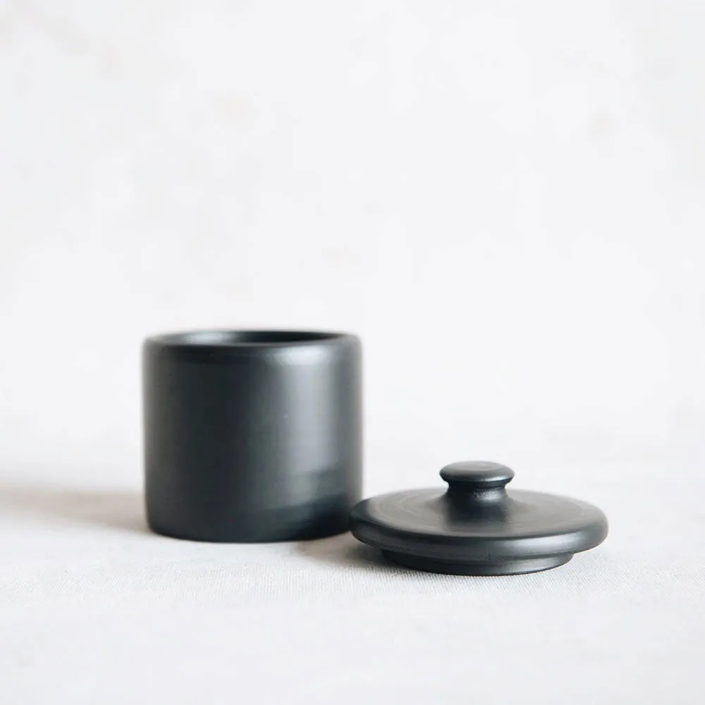 Earthenware Ceramic Cup with Lid