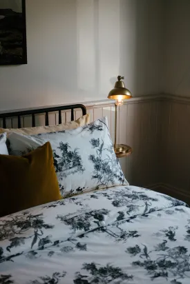 Foxford Black Toile Pillowcase Set