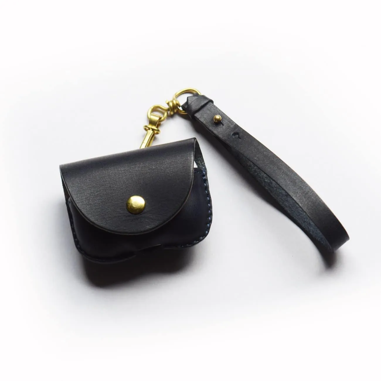 Leather Factory Roberu AirPods Pro Case Dark Brown