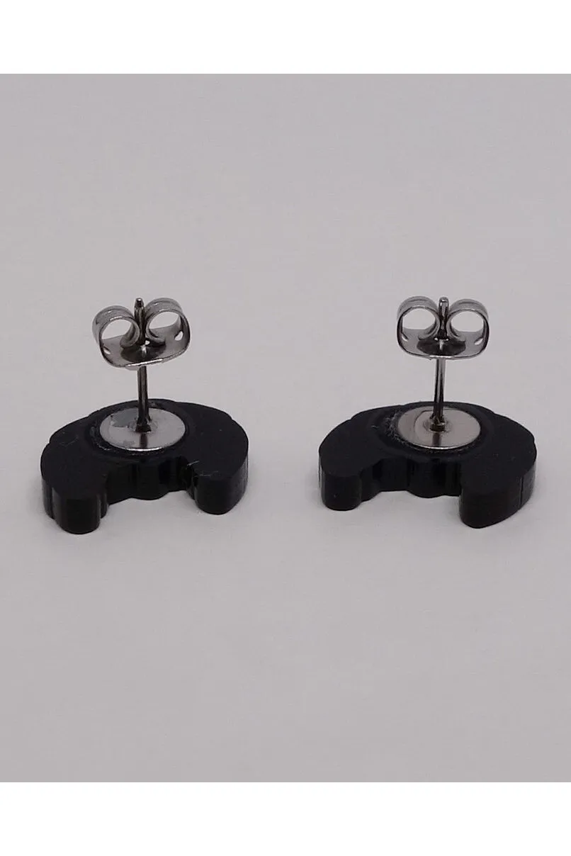 Lili0868 Croissant Stud Earrings