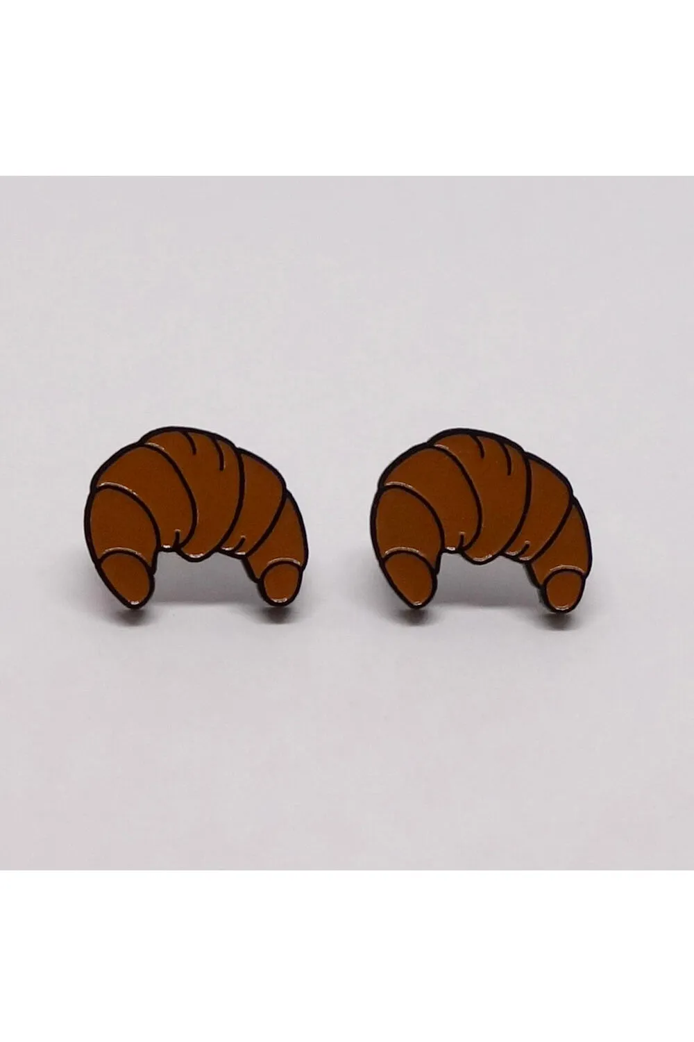 Lili0868 Croissant Stud Earrings