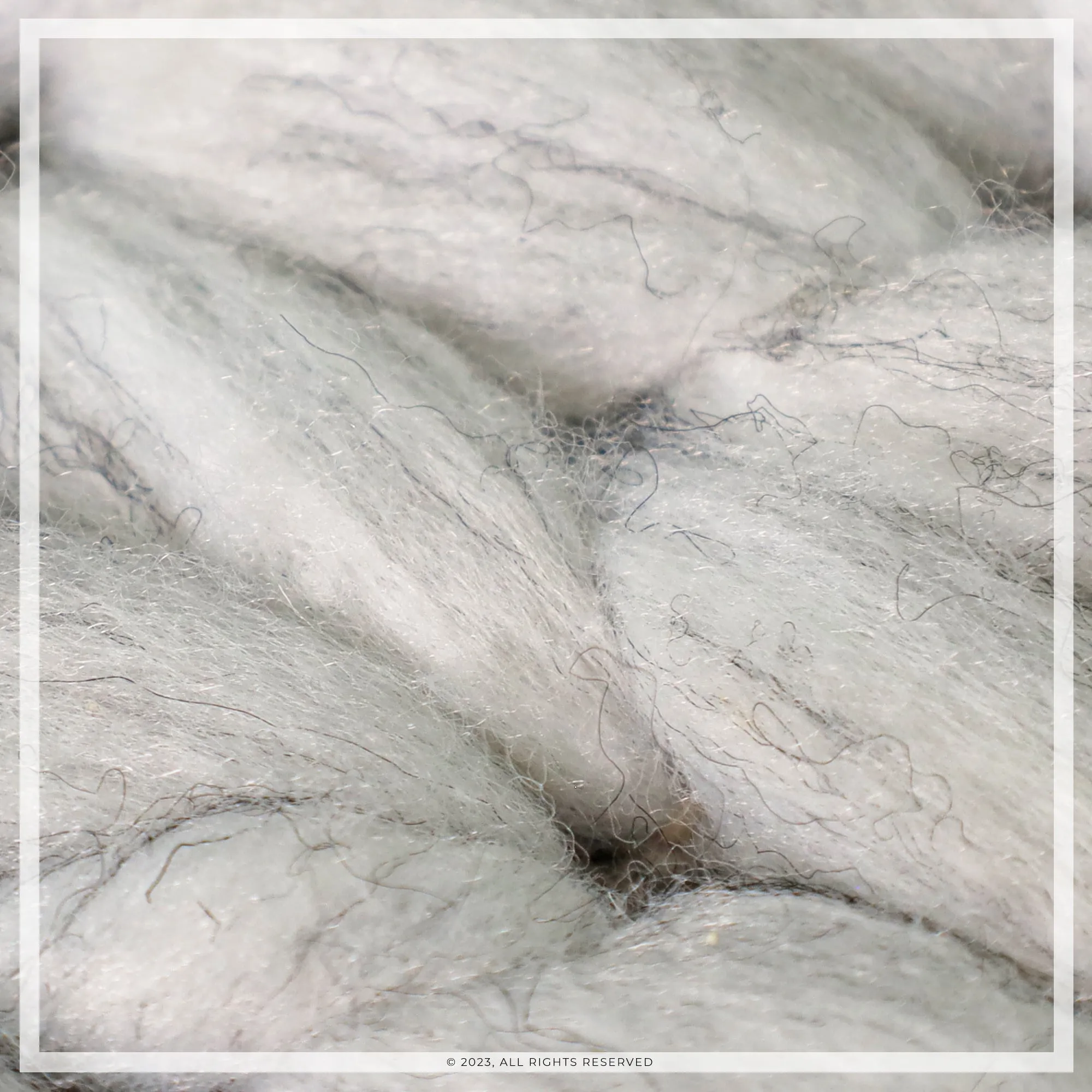 UER0100 Luxury Braided Natural and Synthetic Blend Plush-Pile Rug