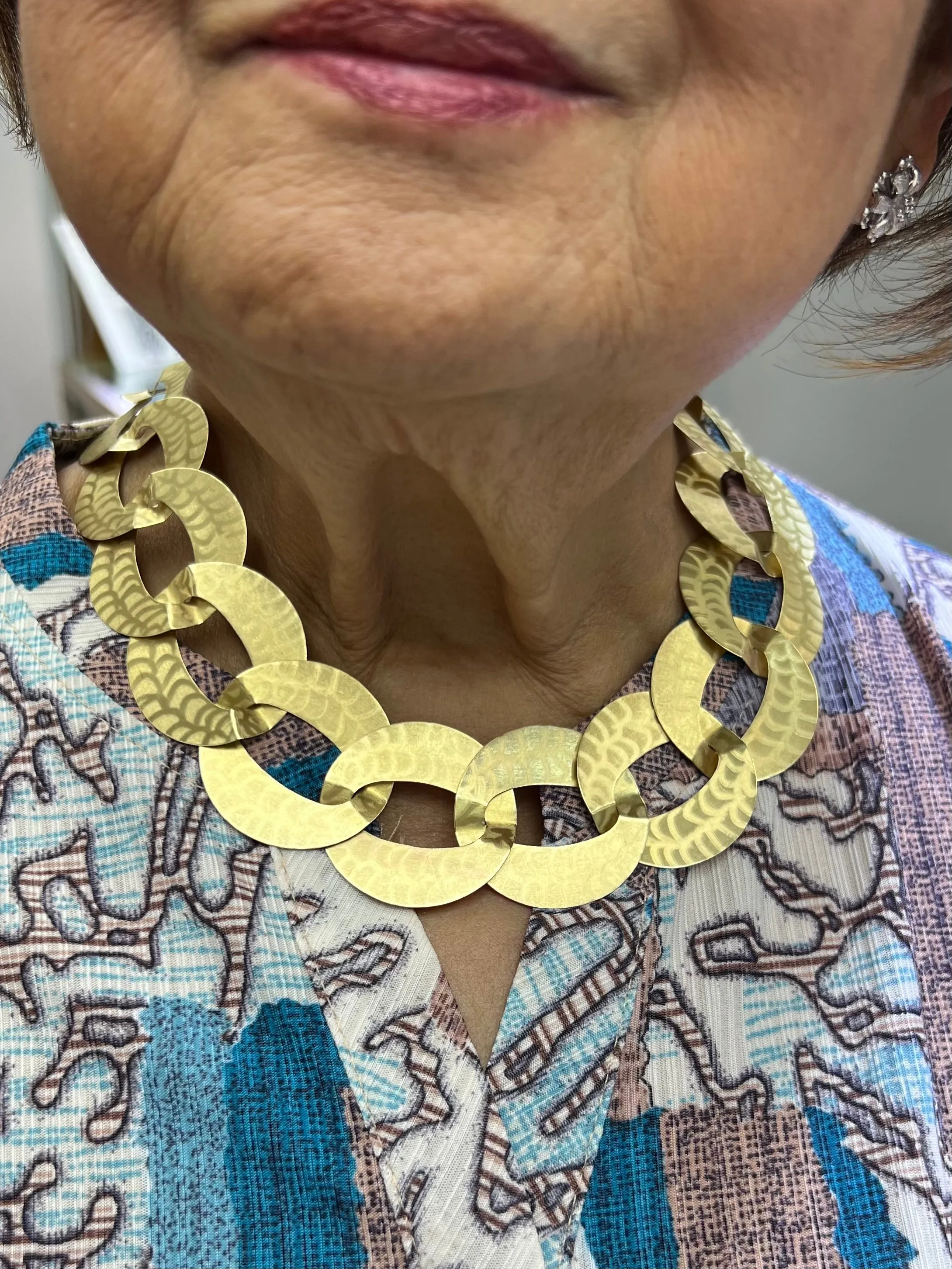 Wide Flat Oval Matt Finished Yellow Gold Link Necklace